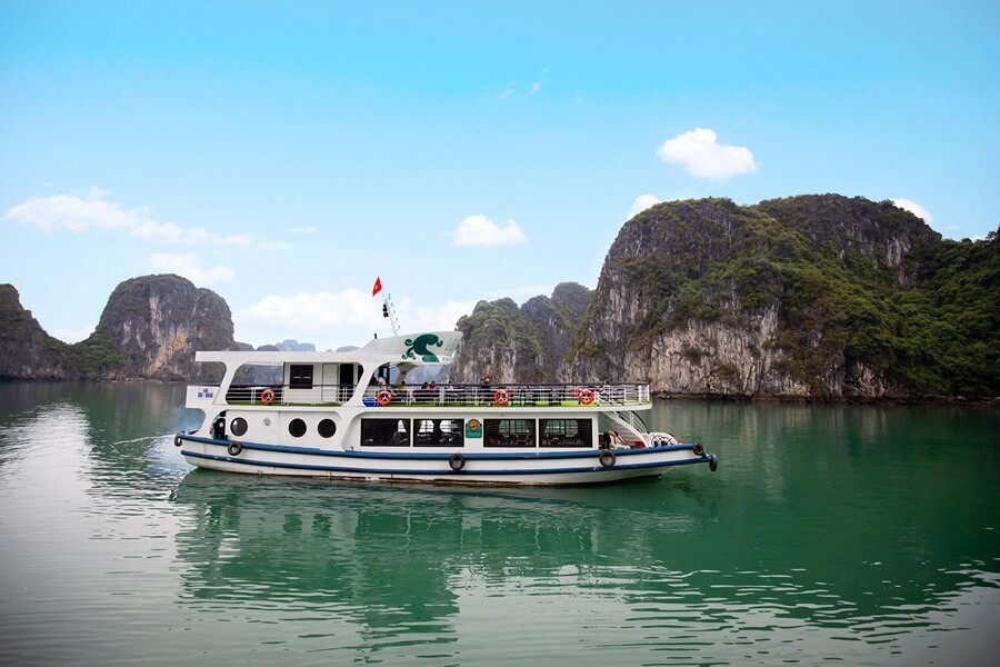 Bai Tu Long Bay Day Cruise 8