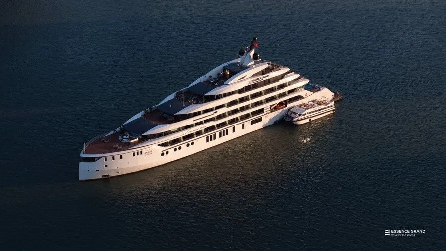 Essence Grand Cruise