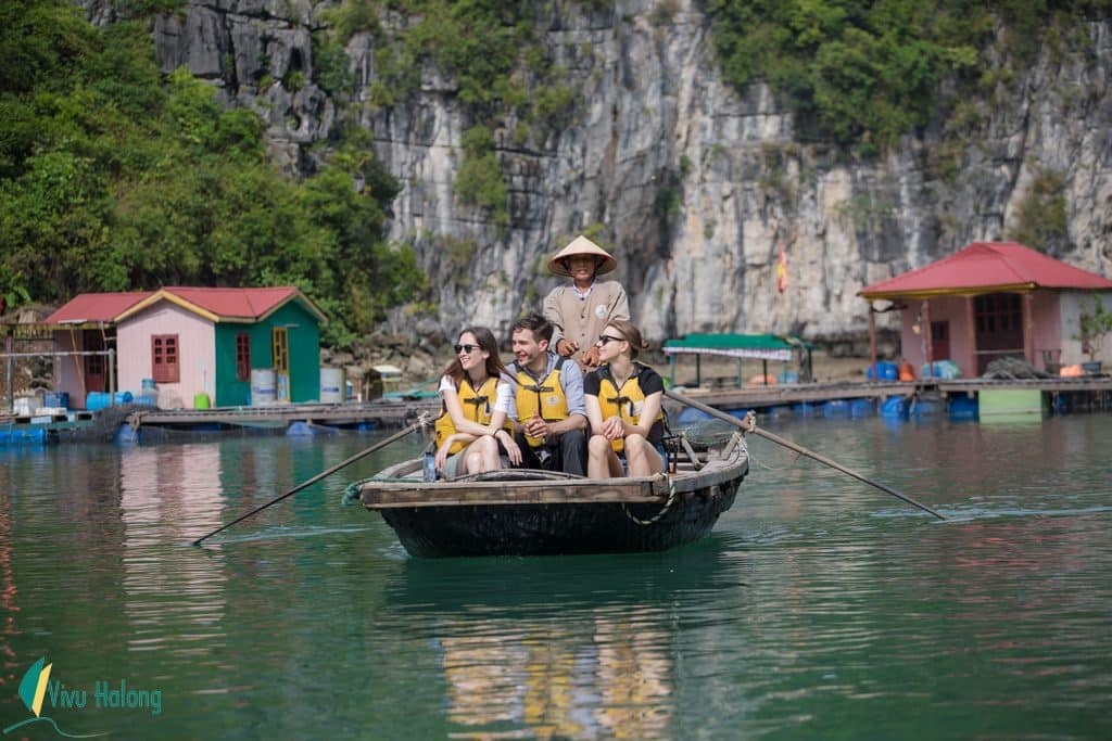 Local bamboo boats to visit a floating village 