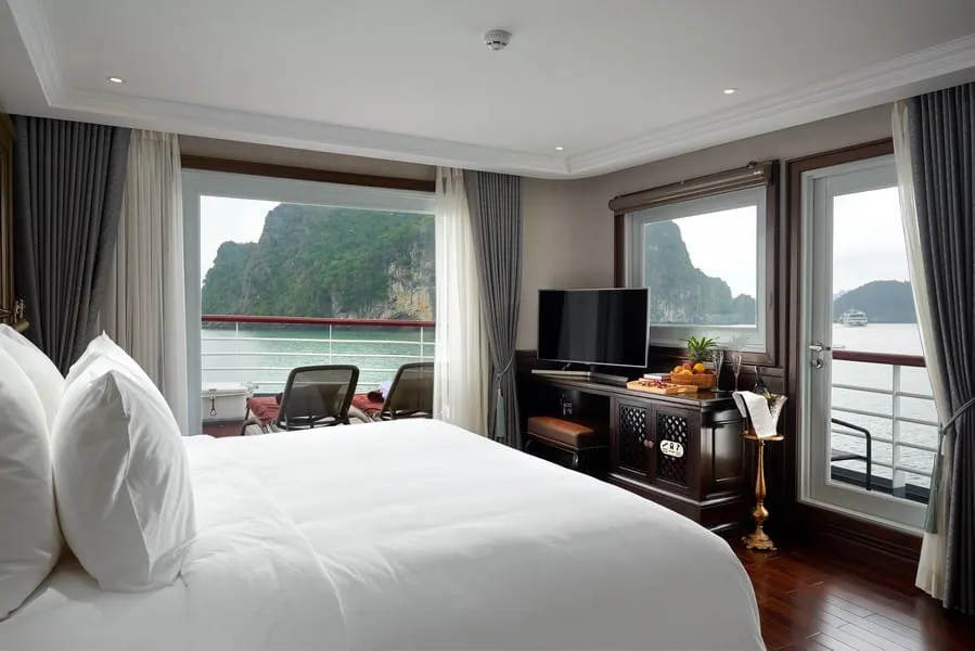 Phòng nghỉ tiện nghi với ban công riêng