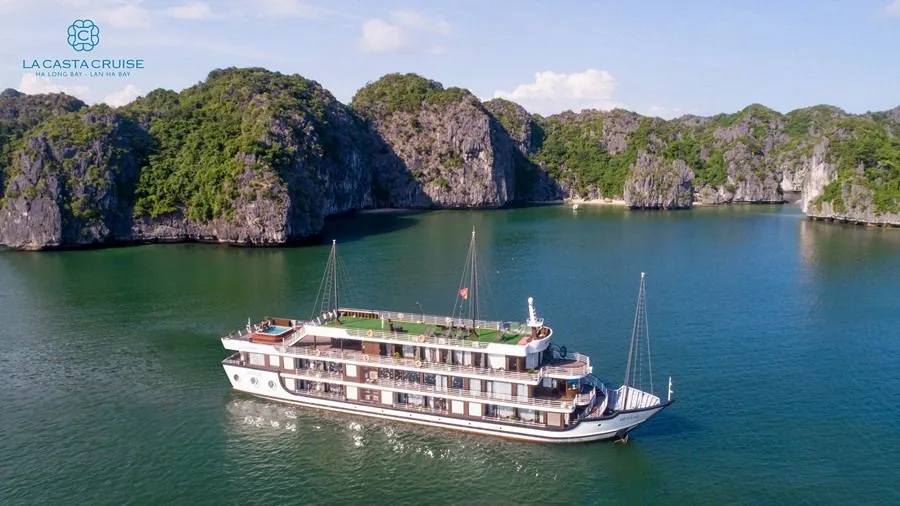Du thuyền La Casta Cruise