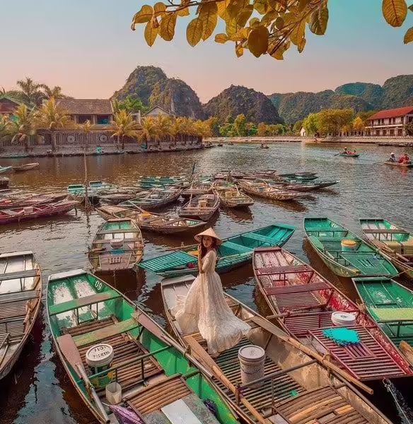 Bến thuyền Tam Cốc