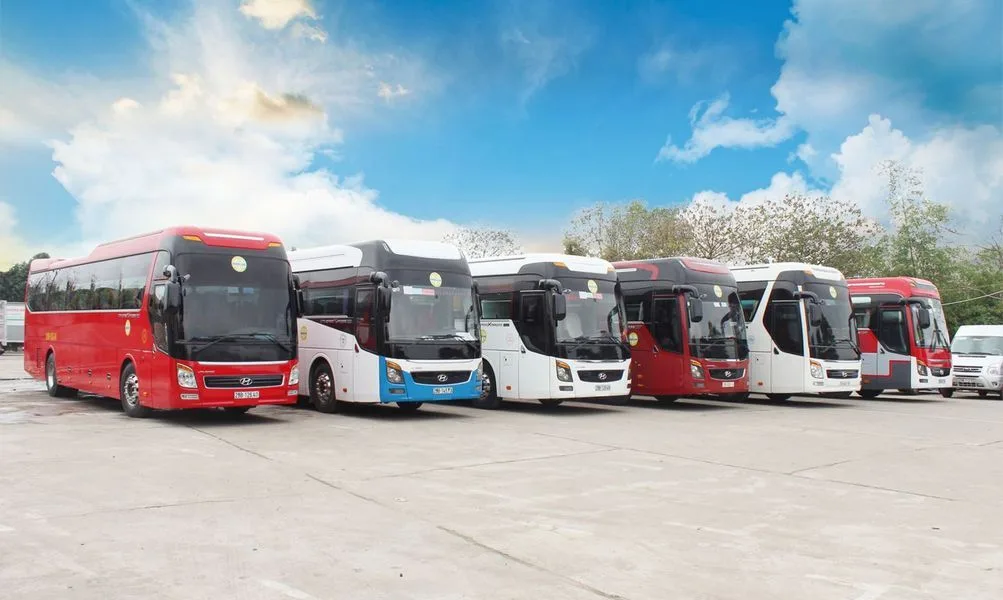 Đội xe 45 chỗ đi Hạ Long