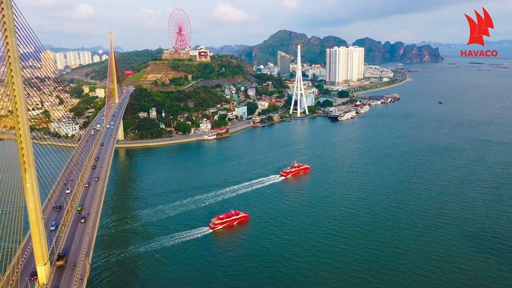 Tàu Tuần Châu Express khởi hành từ Hạ Long