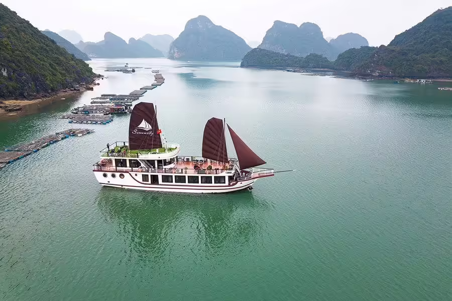 Du thuyền Serenity Premium Vịnh Lan Hạ