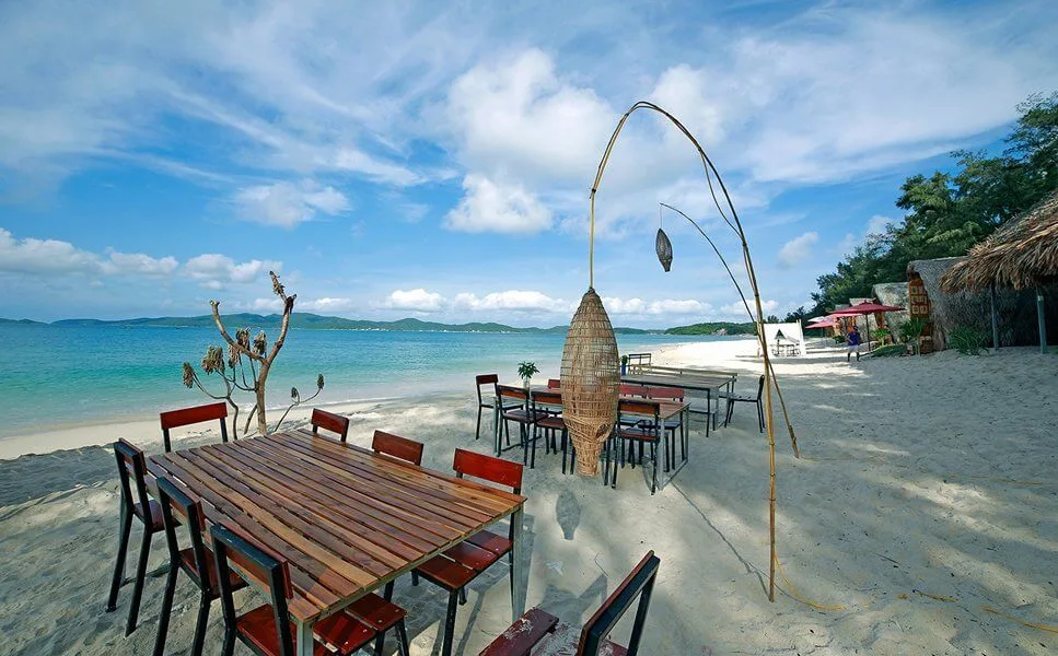 Bãi biển Vàn Chảy Đảo Cô Tô 