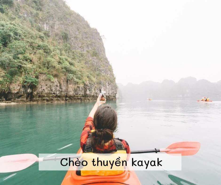 Chèo thuyền kayak
