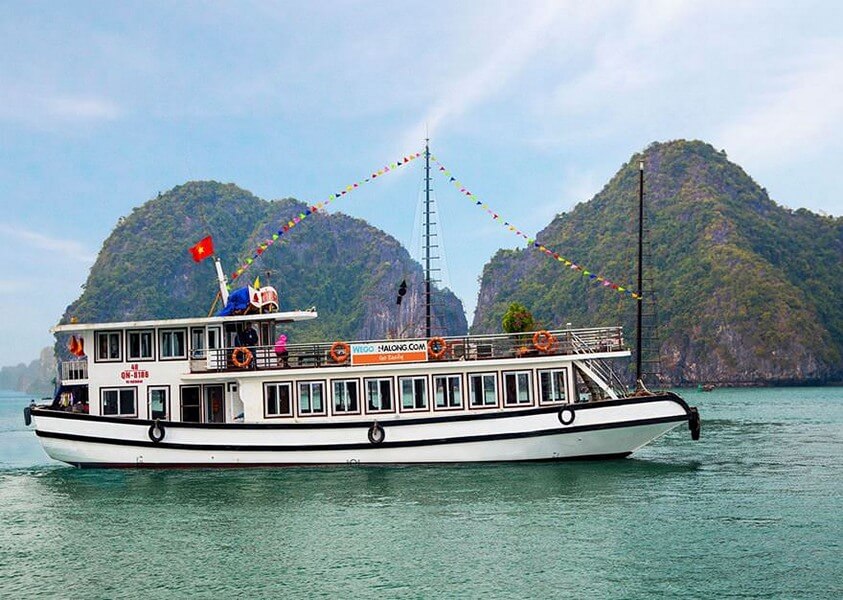 Halong Bay day cruise 6 hour