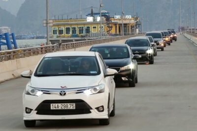 Private car Hanoi to Halong Bay from 75$