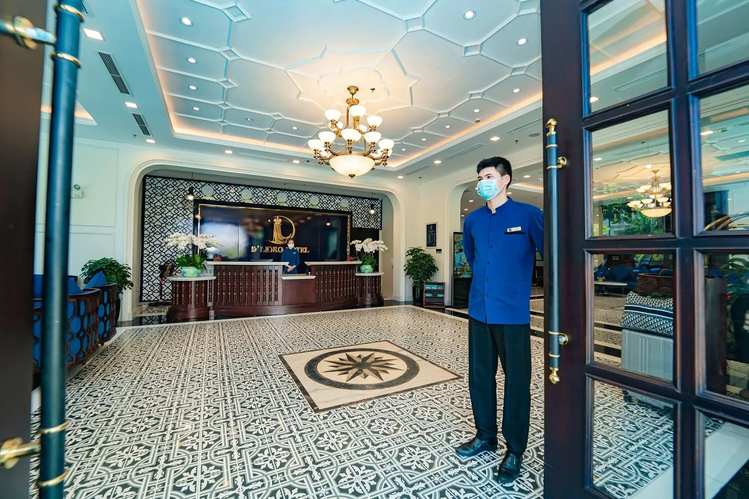 Không gian thiết kế của khách sạn khá sang trọng và tinh tế