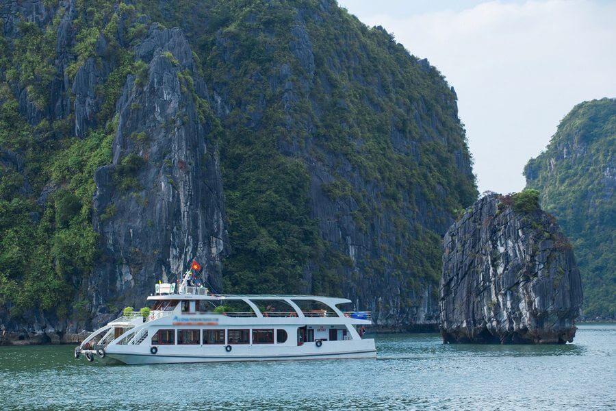 Alova Premium Halong Bay day cruise boat