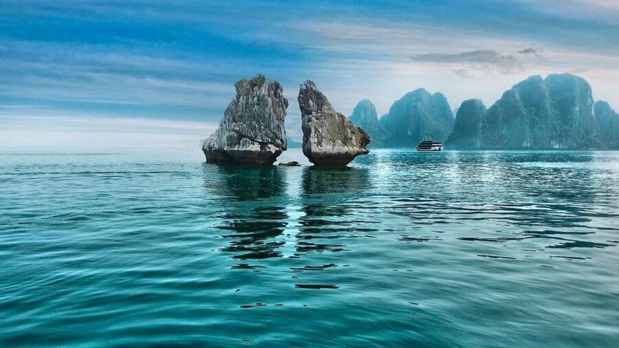 Fighting Cock Rock Islet is a place you should check in when you visit Halong Bay.