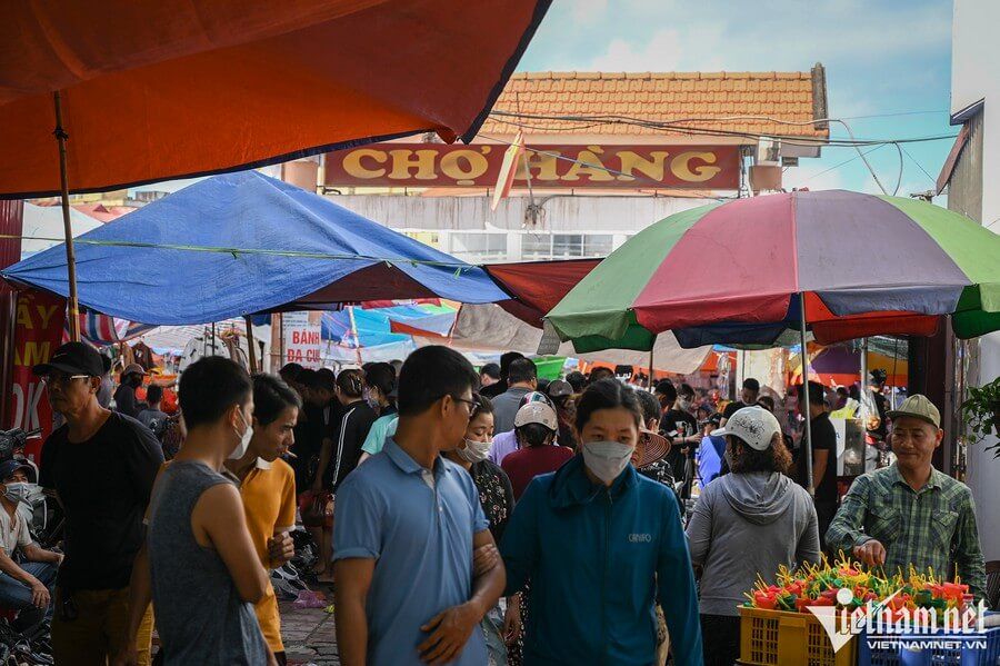 Chợ Hàng Hải Phòng sầm uất, nhộn nhịp