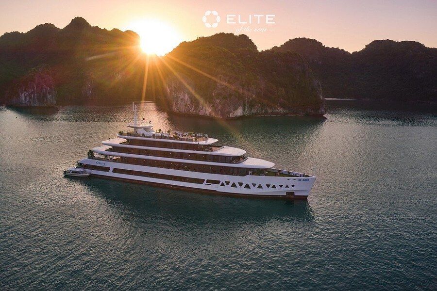 Du thuyền Elite of the Sea mang đến nhiều tiện ích, dịch vụ 6 sao