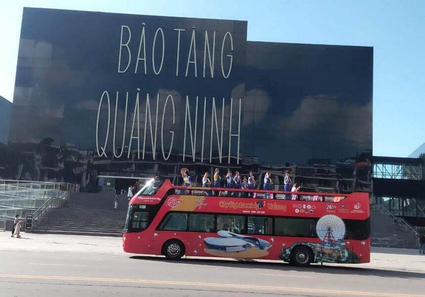 xe bus 2 tang Hạ Long