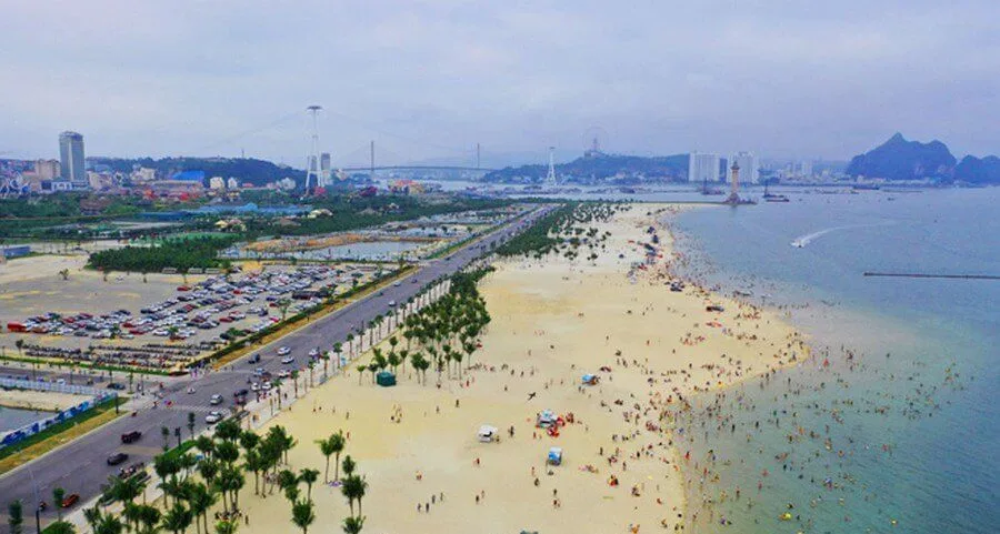 Bãi Cháy Hạ Long
