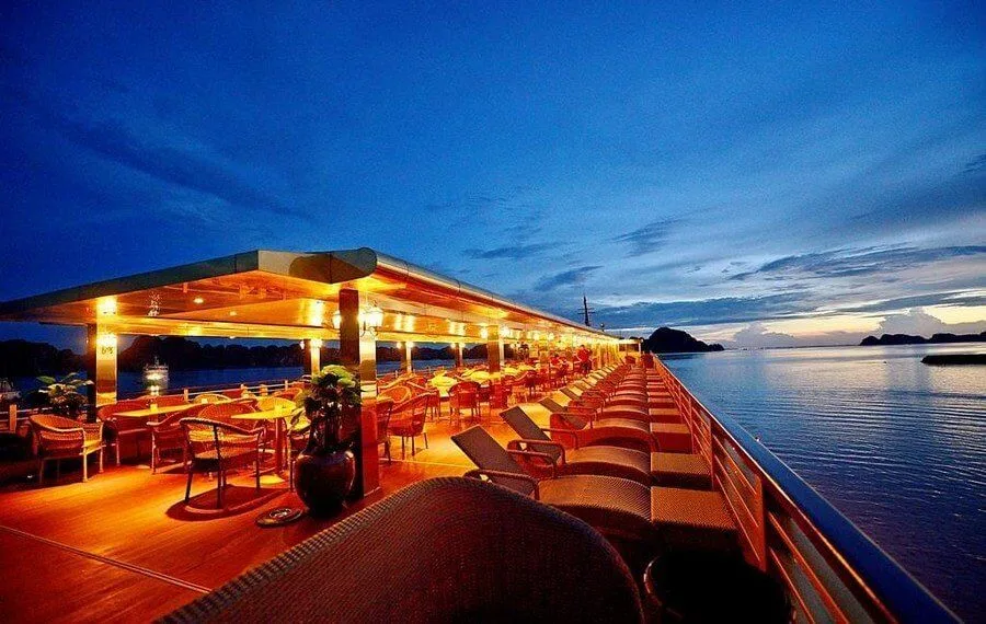 Du thuyền Golden Cruise