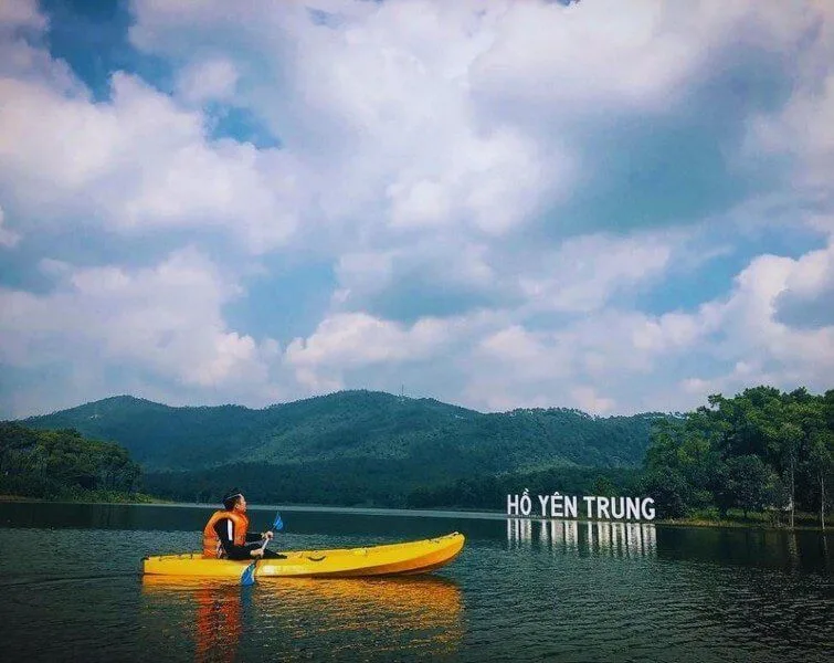 Chèo Kayak Hồ Yên Trung