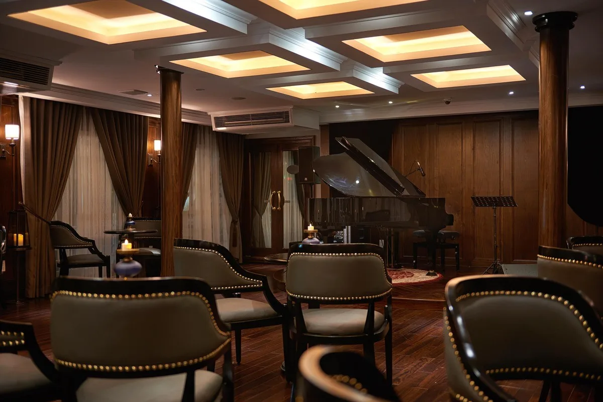 Le Piano Lounge