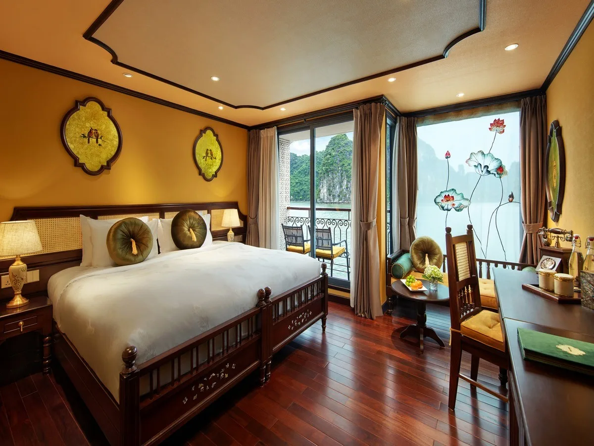 Junior Suite Room Indochine Premium Cruise (copy)