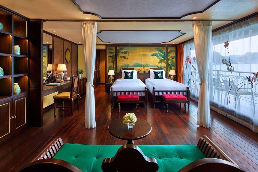 4.3. Executive Suite Room Indochine Premium Cruise