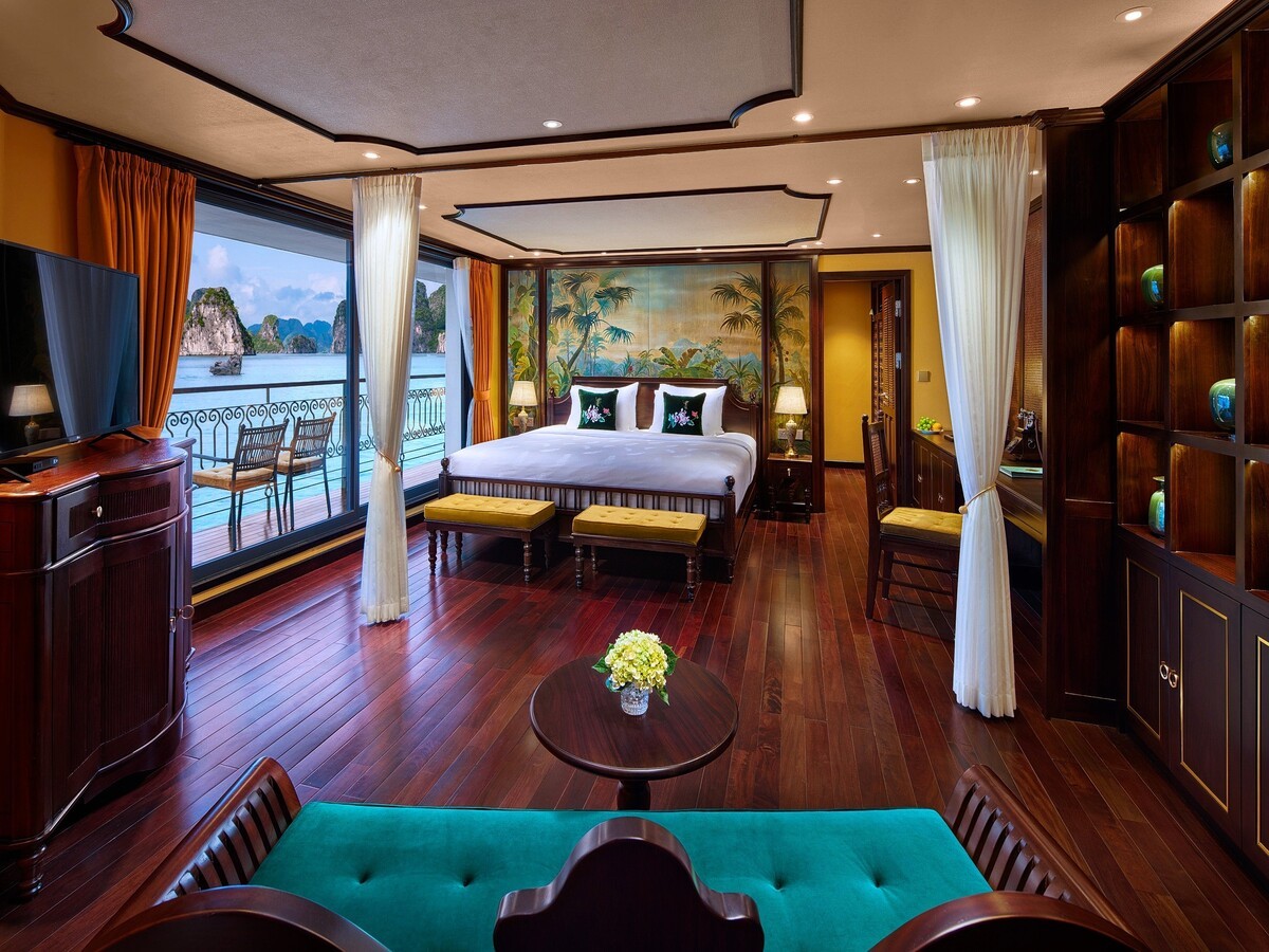 4.3. Executive Suite Room Indochine Premium Cruise(1)