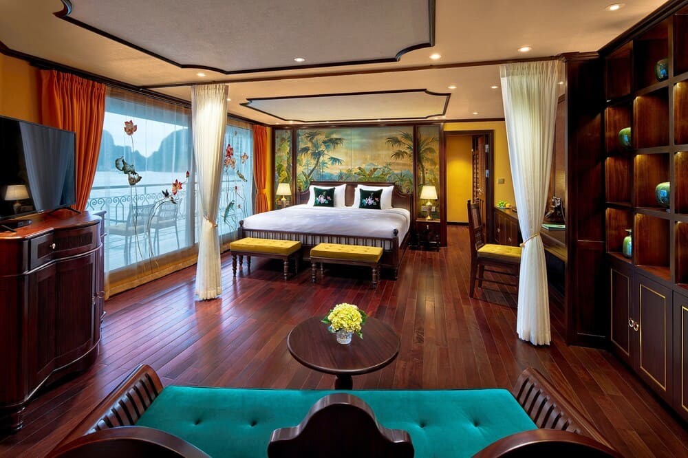 4.3. Executive Suite Room Indochine Premium Cruise(4)