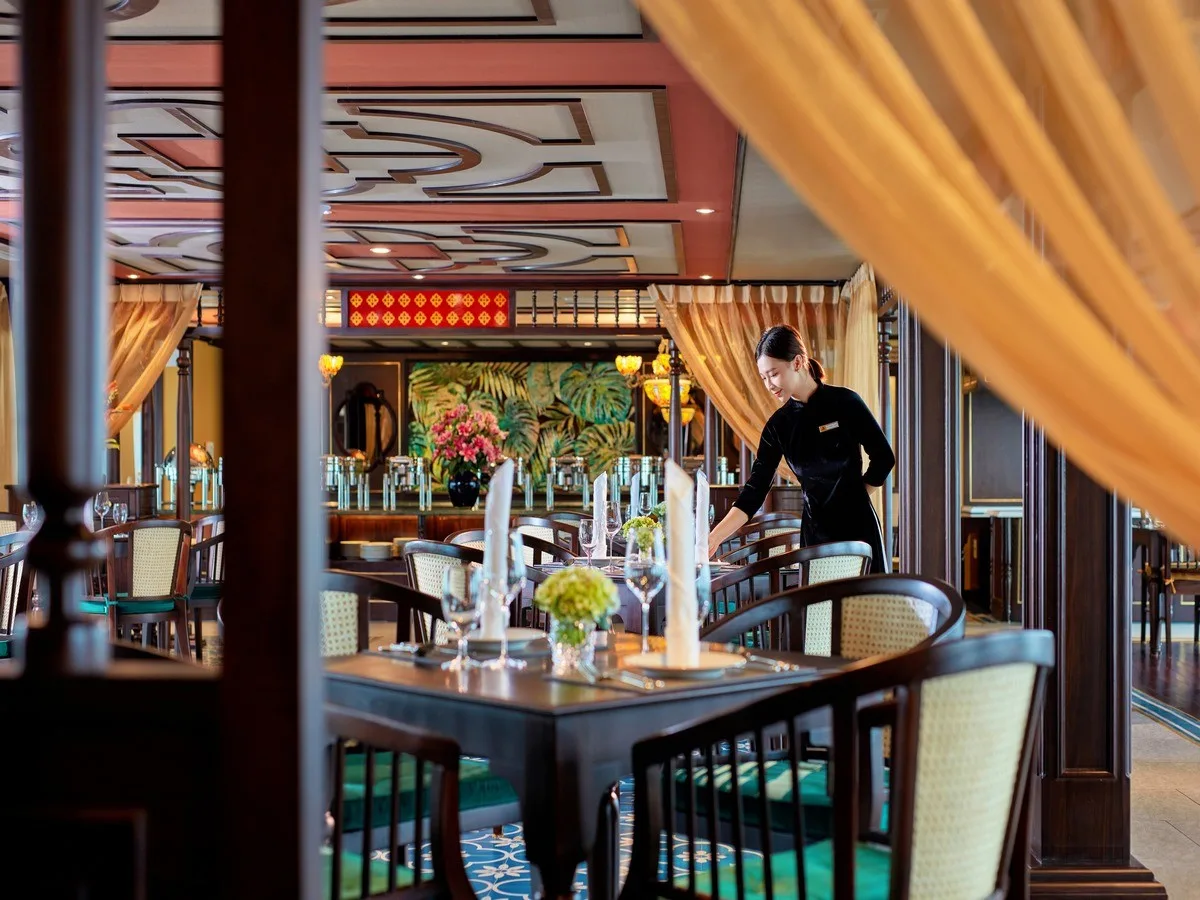 Tonkin Restaurant Indochine Premium Cruise Halong Bay (copy)