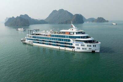 Vivu Halong Tham Dự Khai Trương và Khảo Sát Du Thuyền Luna Cruise