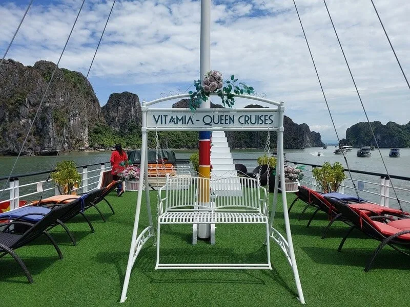 Du Thuyen Queen Cruise 5