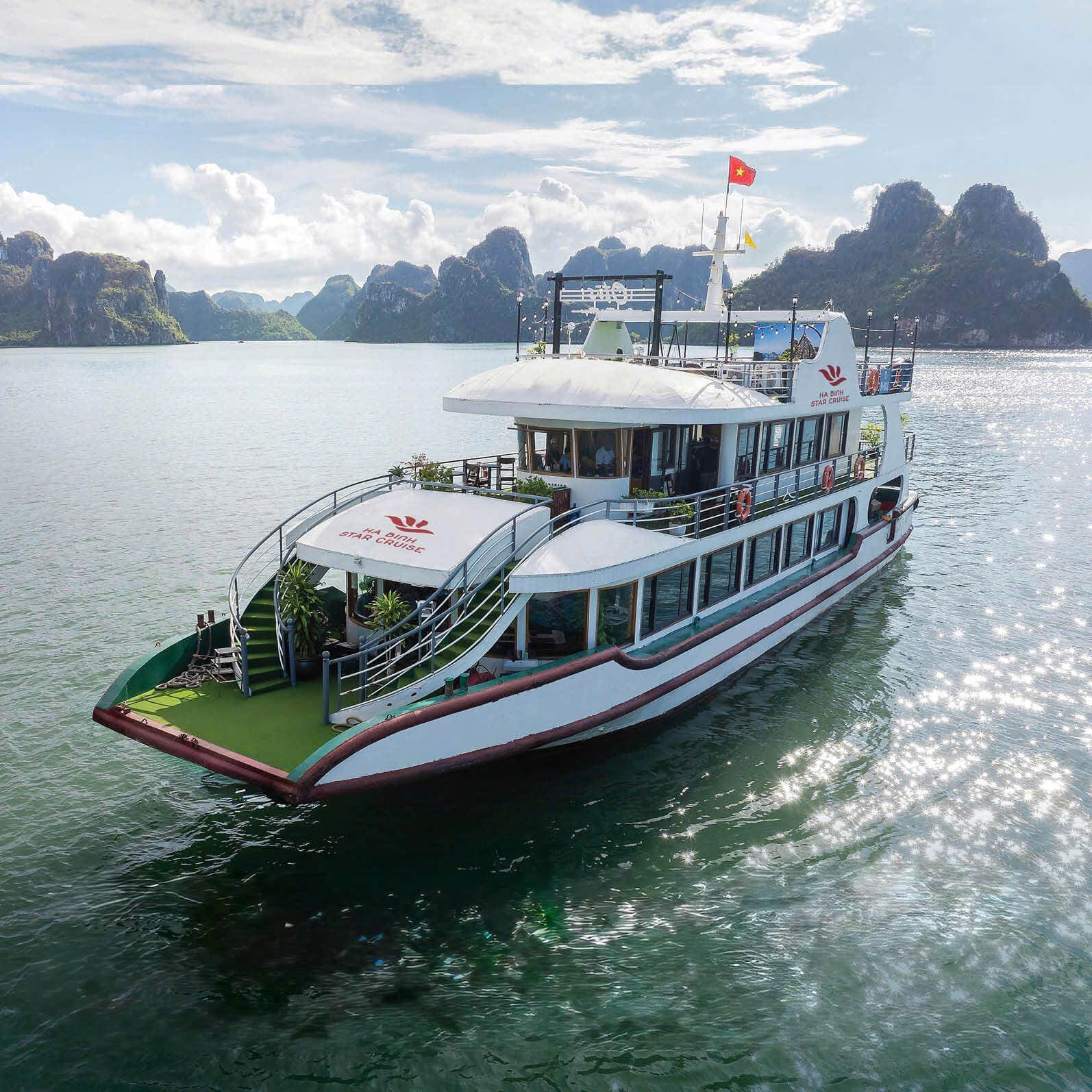 Ha Binh Star Cruise