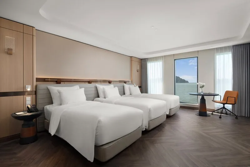 Ocean Suite Triple (1)