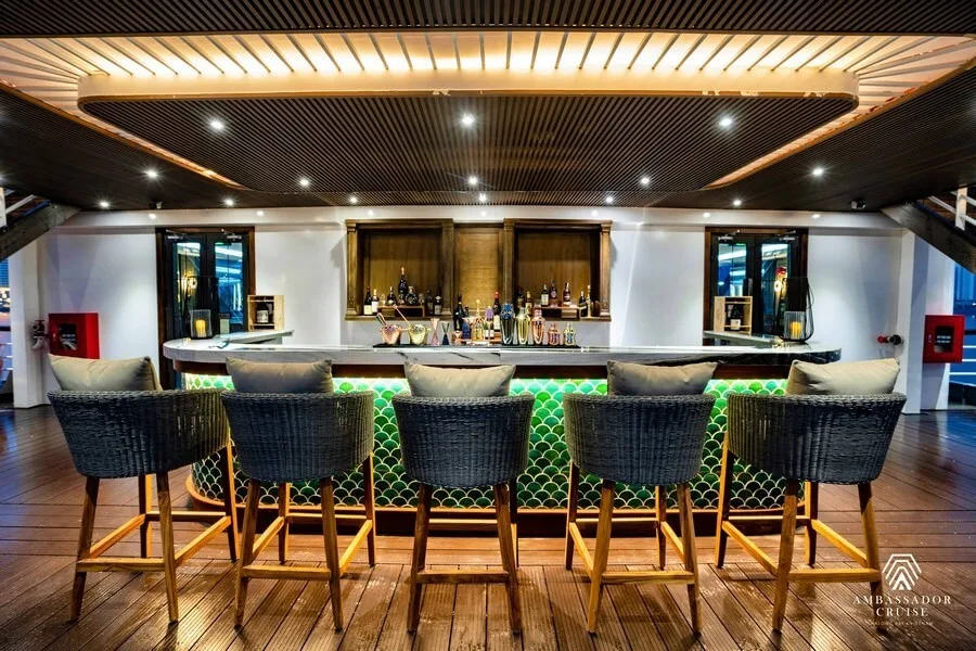 Outdoor Bar 5