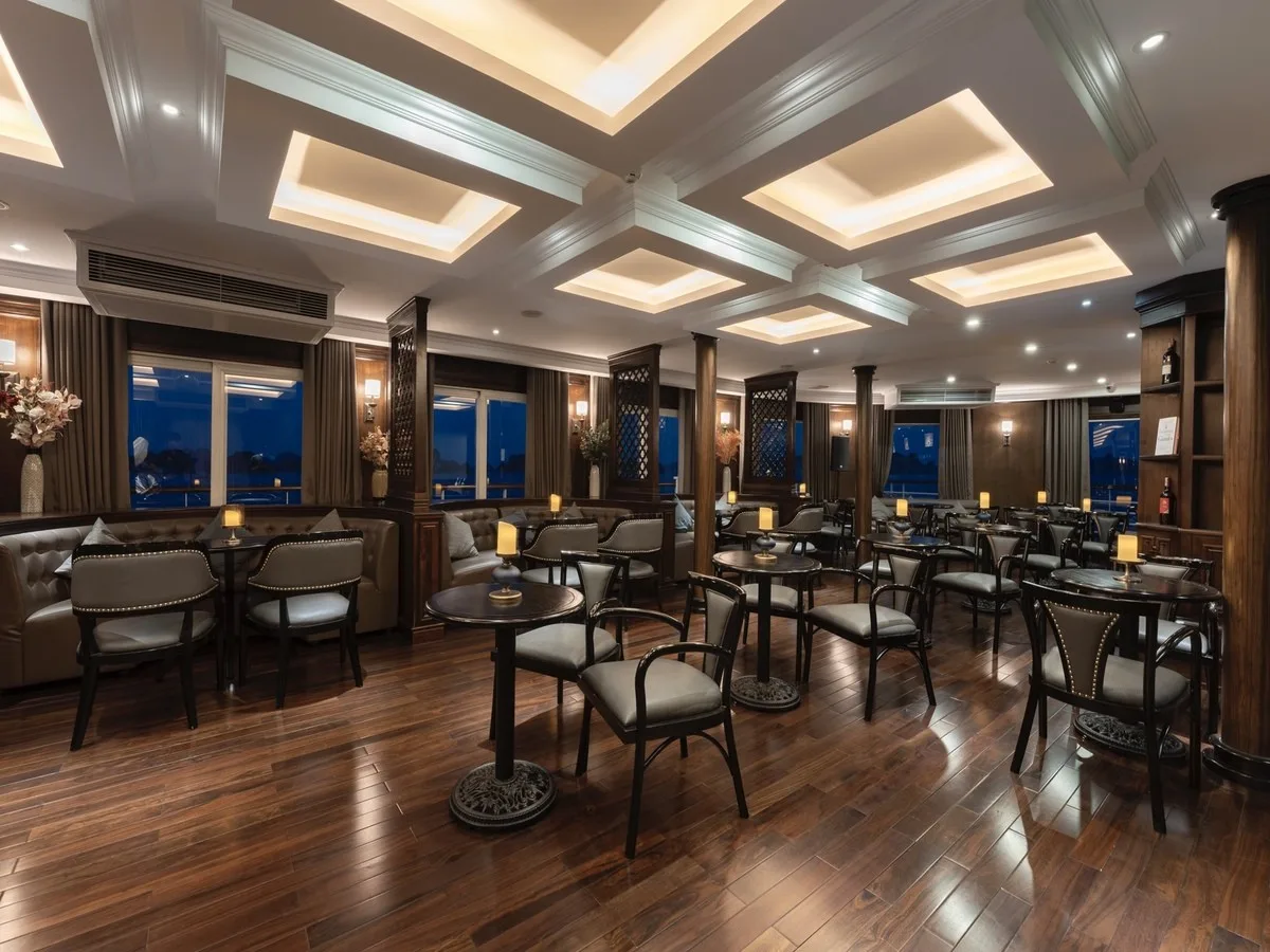 Piano Lounge 2