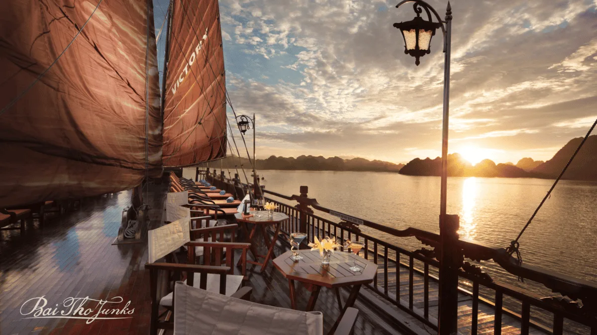 du thuyền Victory Cruise