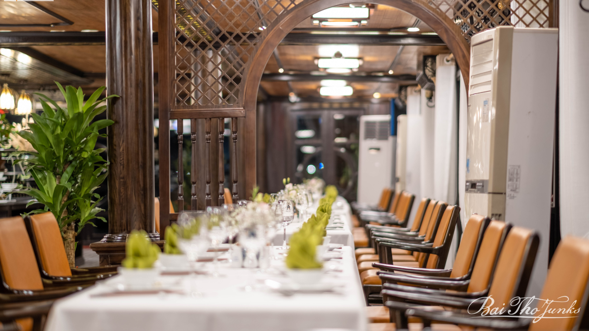 Victory Star Cruise Restaurant (3)