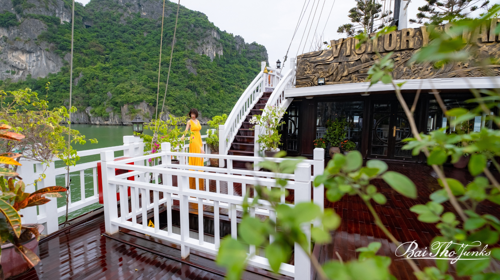 Victory Star Cruise Sundeck (3)