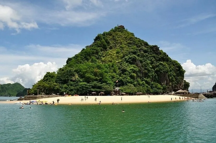 Ti Top Island