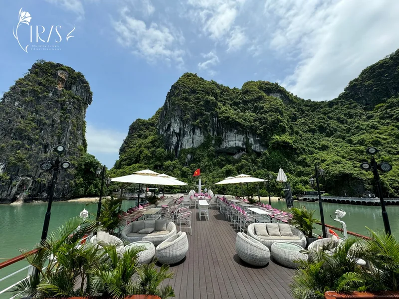 Du Thuyen Iris Cruise (2)