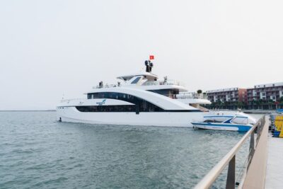 Du thuyền Saquila Yacht 5* (150 khách) – Sang trọng nhất vịnh