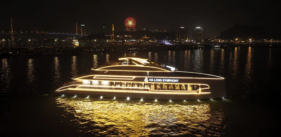Symphony dinner cruise tour 