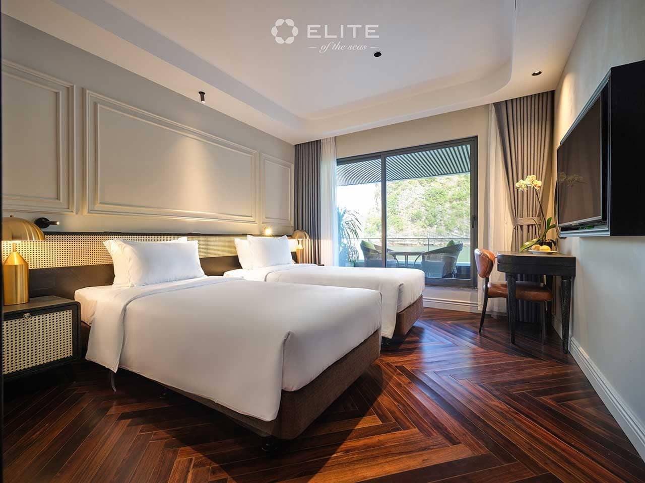 Elite Junior Suite5