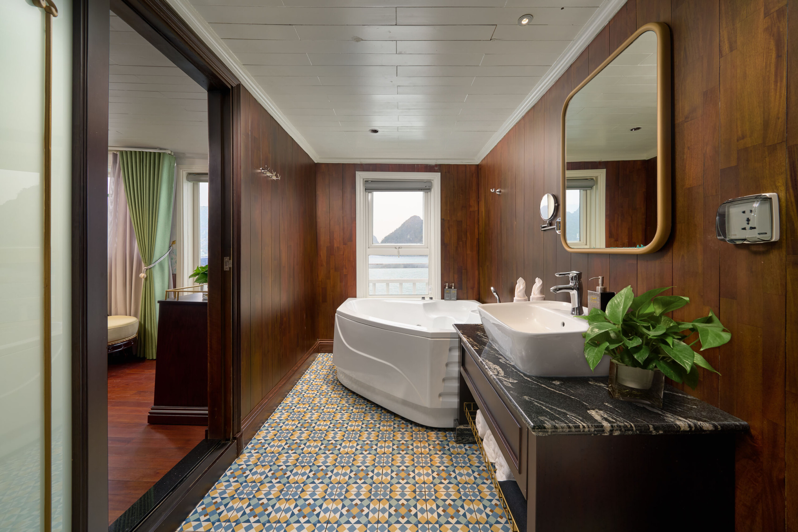 Elite Family Suite (8)