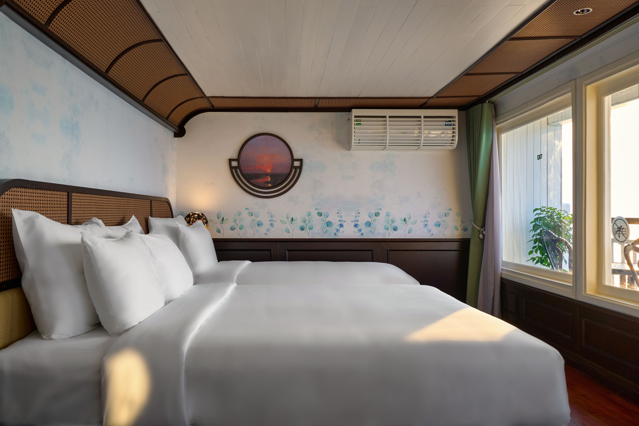 Royal Family Suite (3)