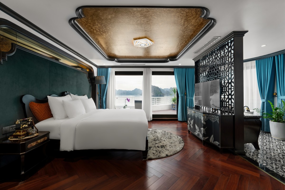Royal Suite Catherine Cruise (5)