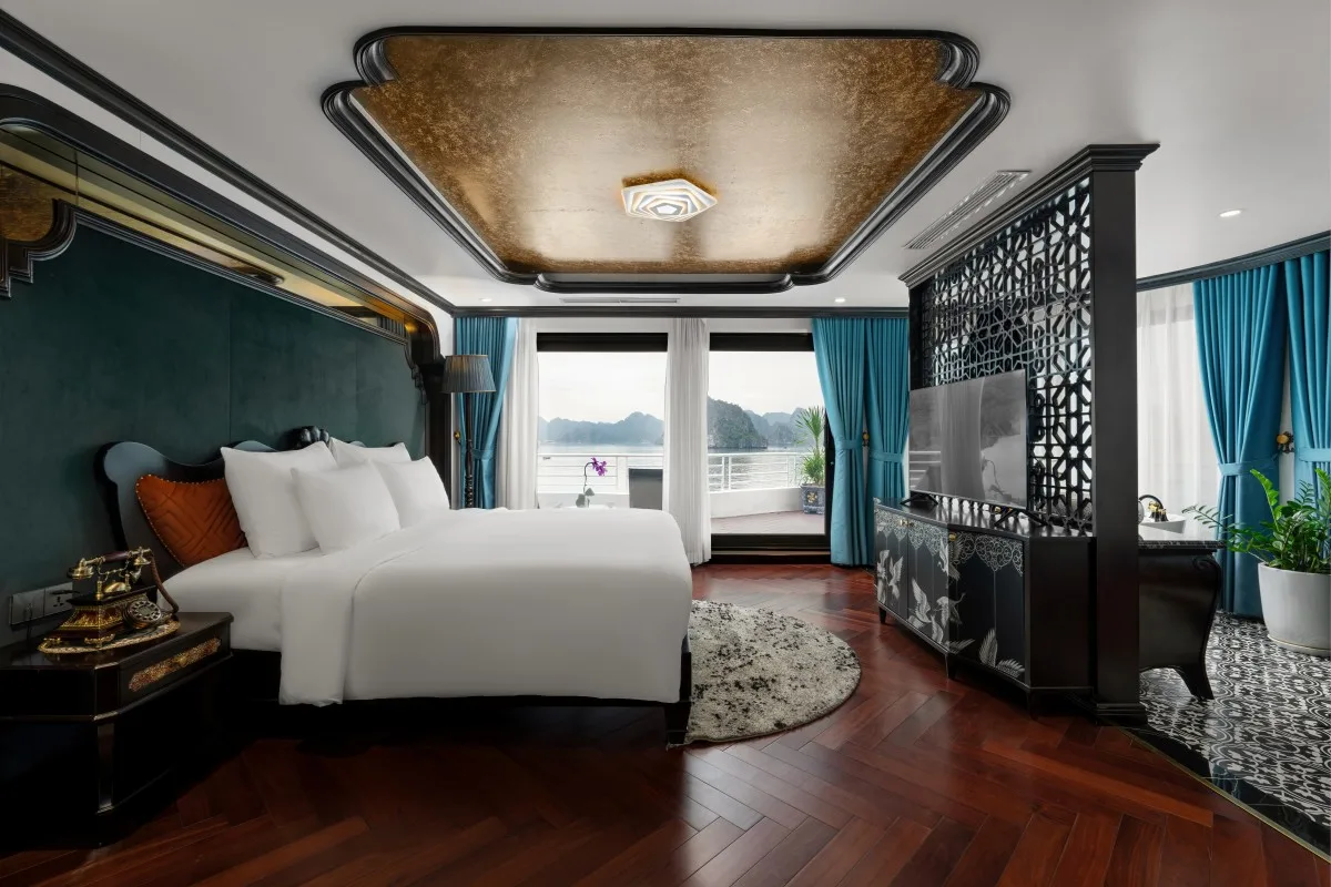Royal Suite Catherine Cruise (5)
