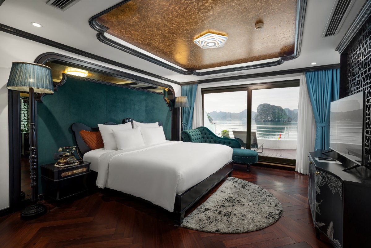 Royal Suite Catherine Cruise (6)