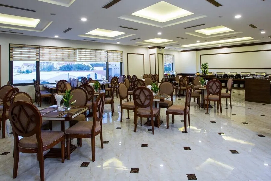 Song Loc Hotel (1)