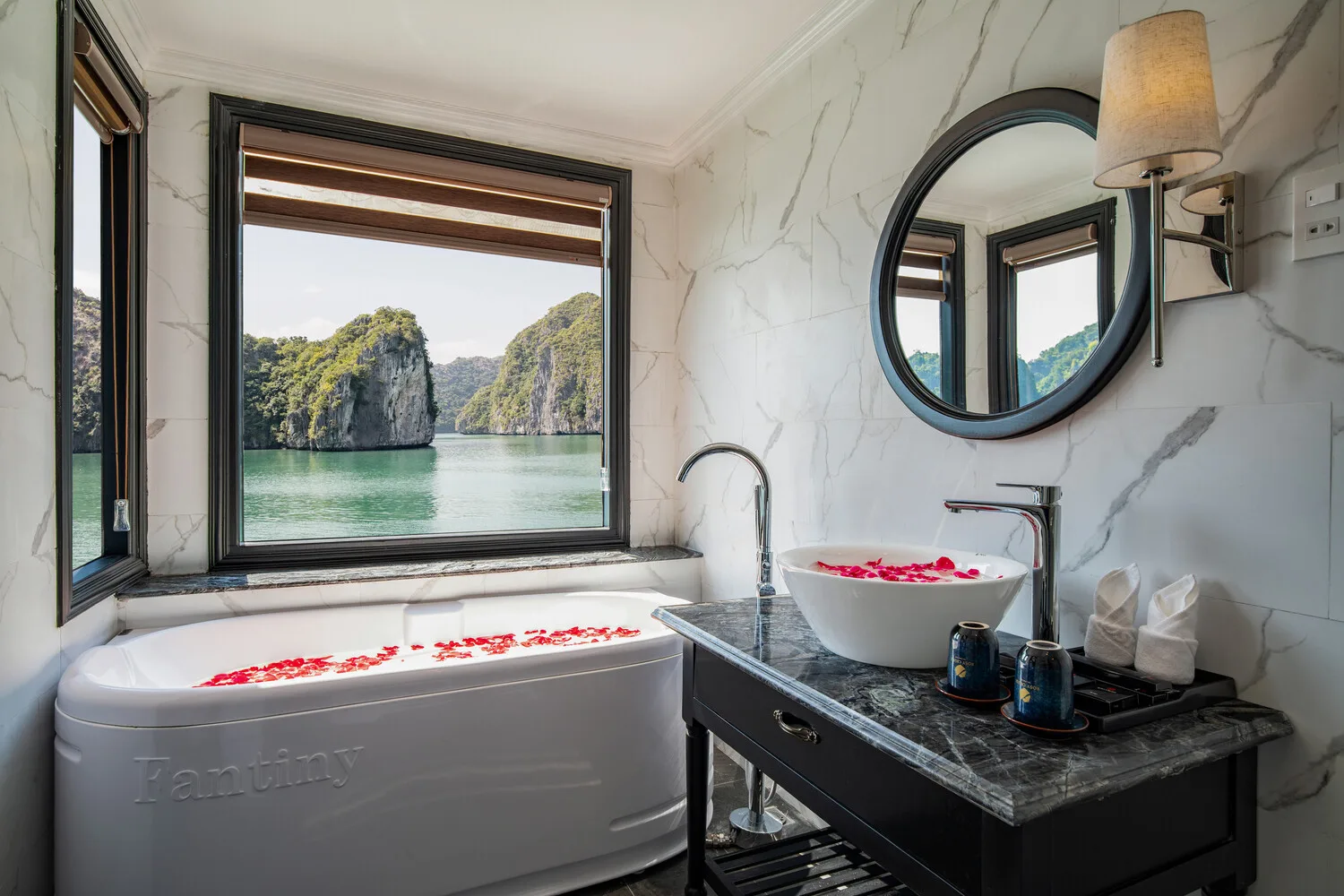 Triple Balcony Suite (6)