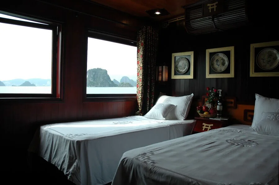 Dragons Pearl Cruise Explore Bai Tu Long Bay 1